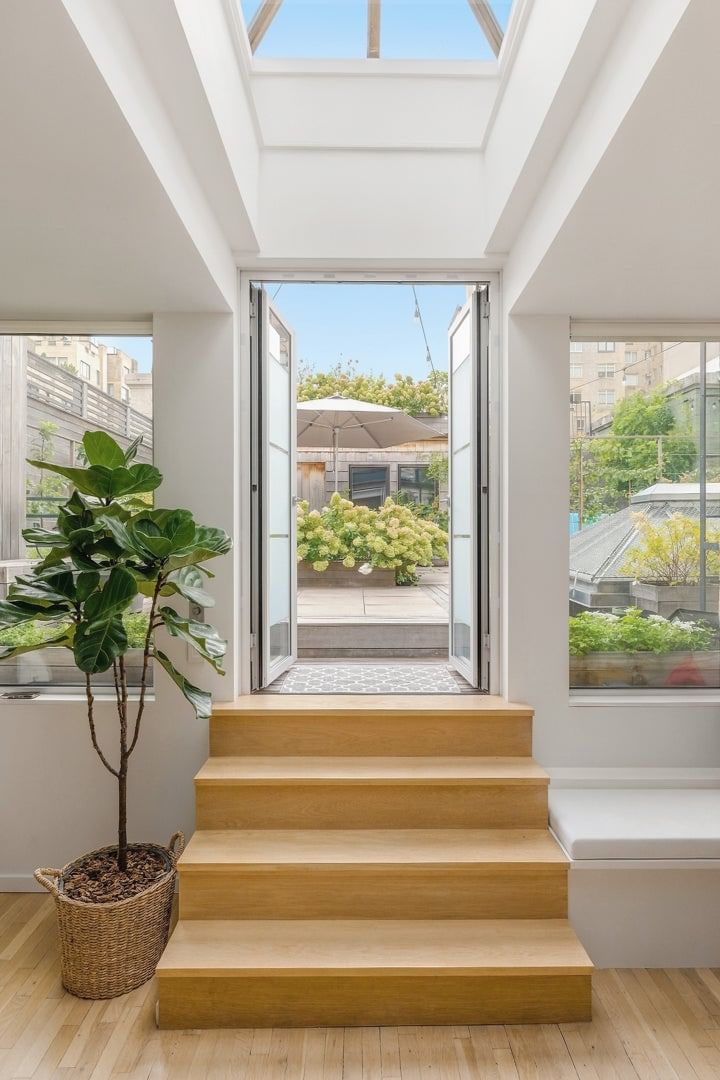 Real estate property located at 5 75TH #8, New York, Lenox Hill, New York City, NY, US