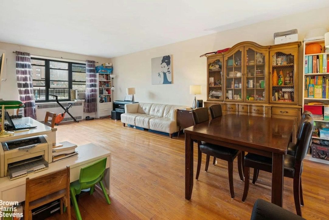 Real estate property located at 98-120 QUEENS #3G, Queens, Rego Park, New York City, NY, US