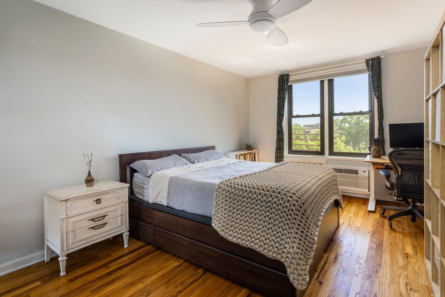 Real estate property located at 350 OCEAN #4D, Kings, Kensington, New York City, NY, US