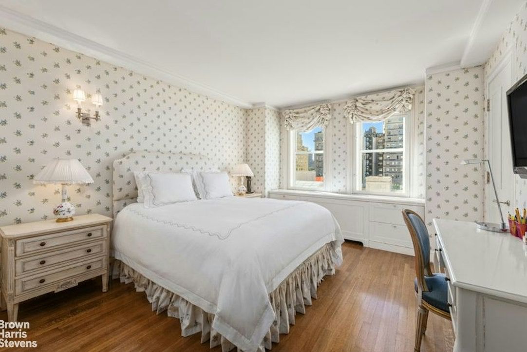 Real estate property located at 50 77TH #10B, New York, Lenox Hill, New York City, NY, US