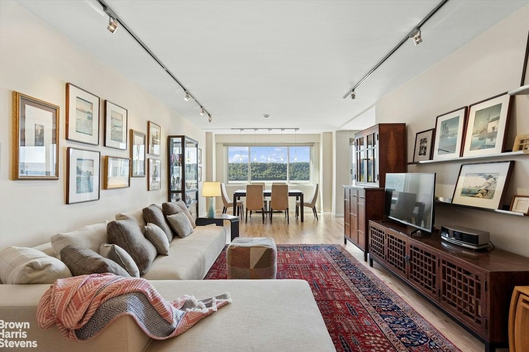 Real estate property located at 2621 PALISADE #1C, Bronx, Spuyten Duyvil, New York City, NY, US