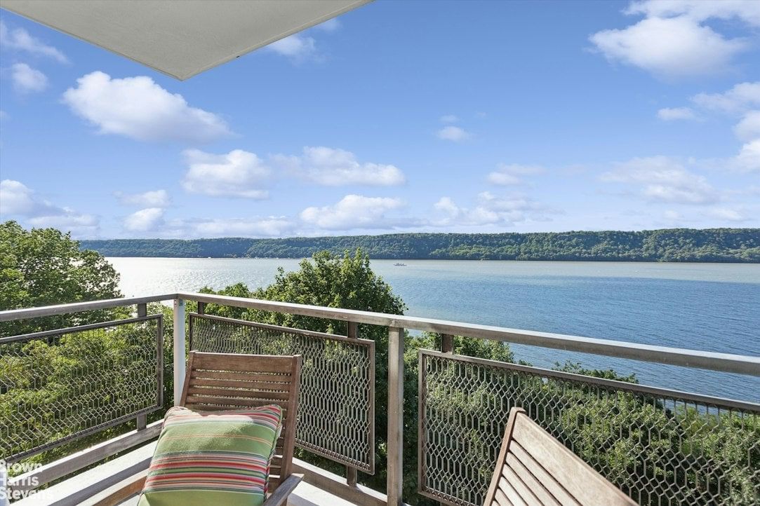 Real estate property located at 2621 PALISADE #1C, Bronx, Spuyten Duyvil, New York City, NY, US