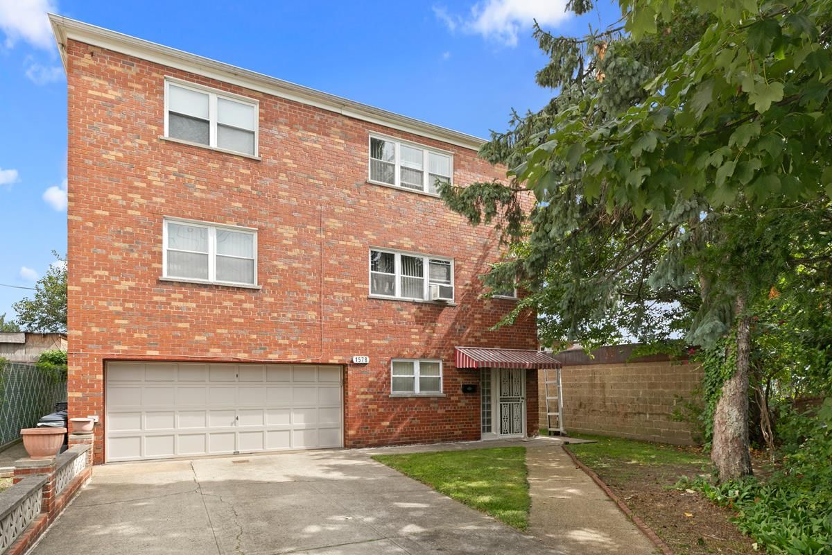Real estate property located at 1578 Edison, Bronx, Pelham Bay, New York City, NY, US