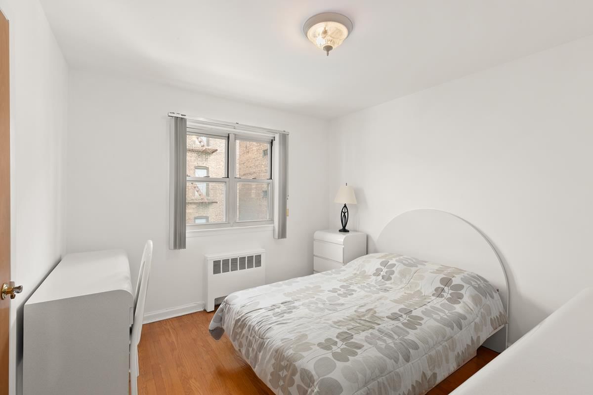 Real estate property located at 1578 Edison, Bronx, Pelham Bay, New York City, NY, US
