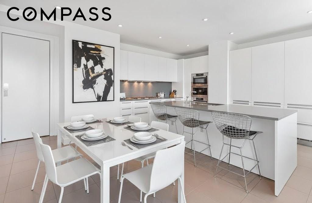 Real estate property located at 255 74th #27A, New York, Lenox Hill, New York City, NY, US