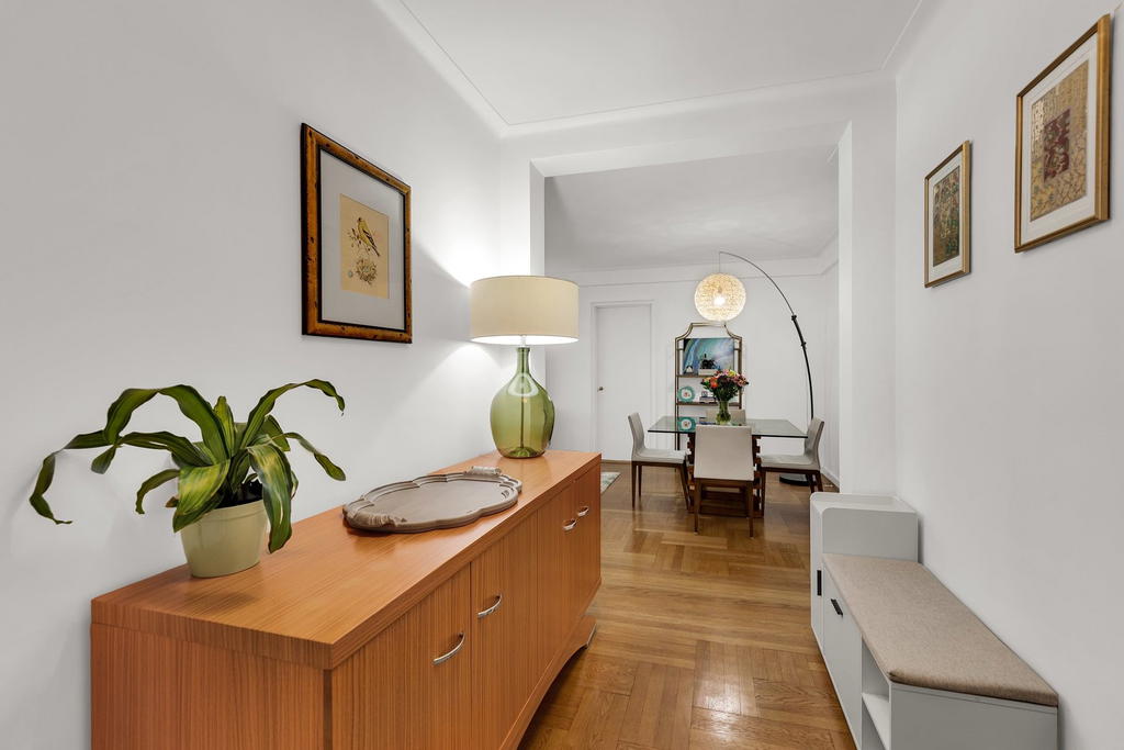 Real estate property located at 930 5TH #9J, New York, Lenox Hill, New York City, NY, US