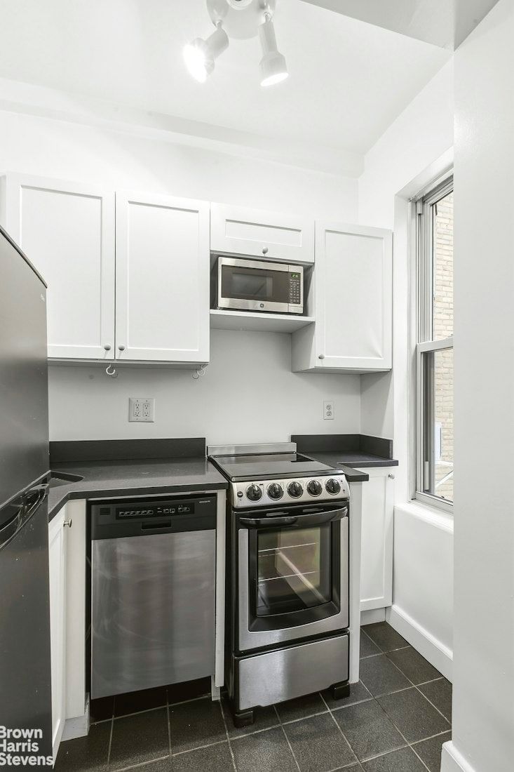 Real estate property located at 24 5TH #818, New York, Greenwich Village, New York City, NY, US