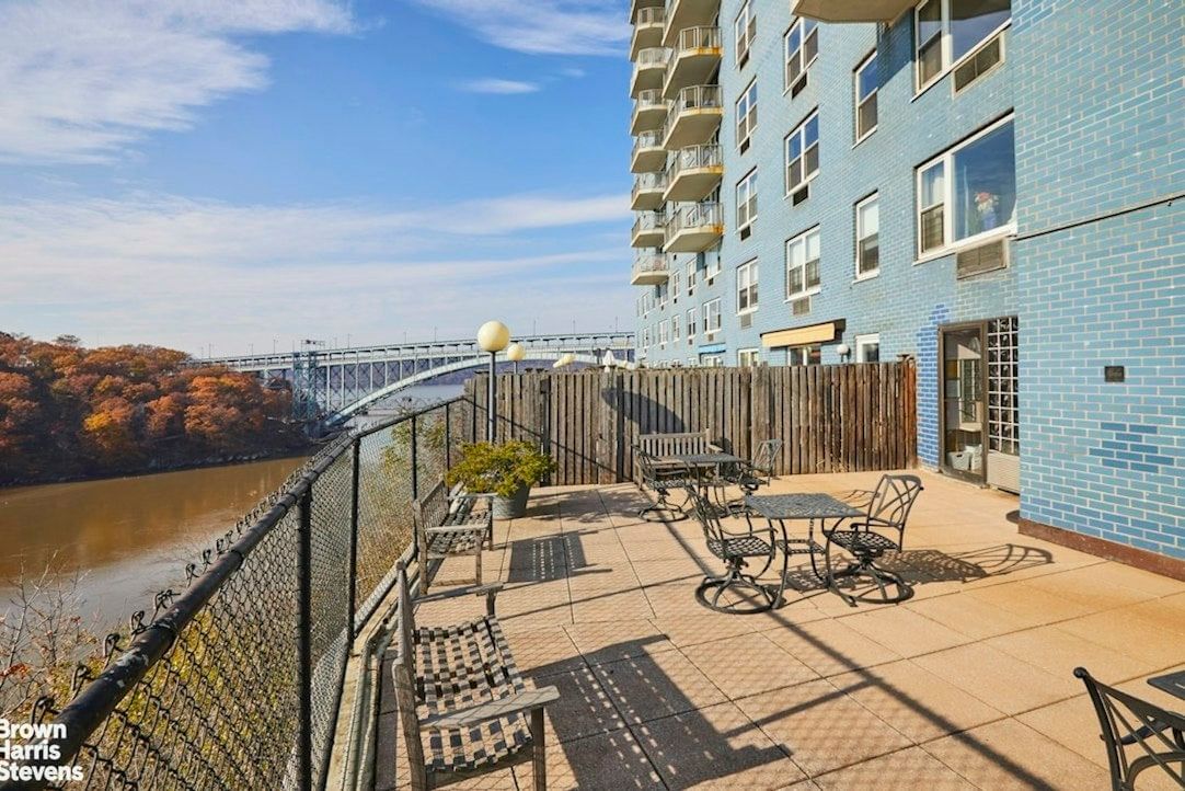 Real estate property located at 2400 JOHNSON #12F, Bronx, Spuyten Duyvil, New York City, NY, US