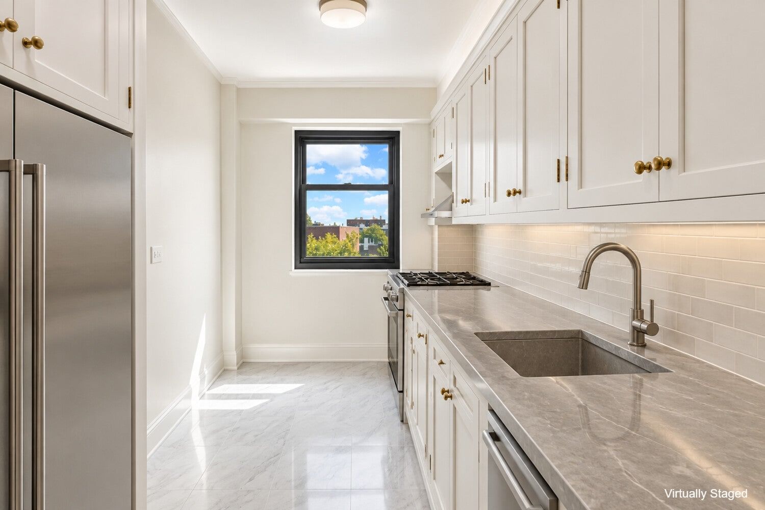 Real estate property located at 33-52 CRESCENT #8B, Queens, Astoria, New York City, NY, US