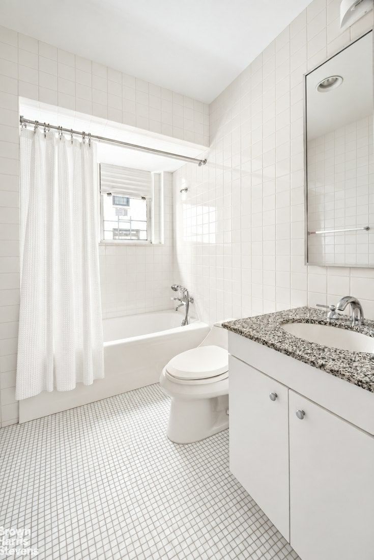 Real estate property located at 875 PARK #9A, New York, Lenox Hill, New York City, NY, US