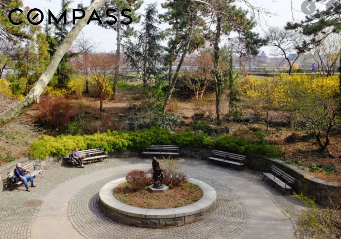 Real estate property located at 450 83rd #8B, New York, Upper East Side, New York City, NY, US