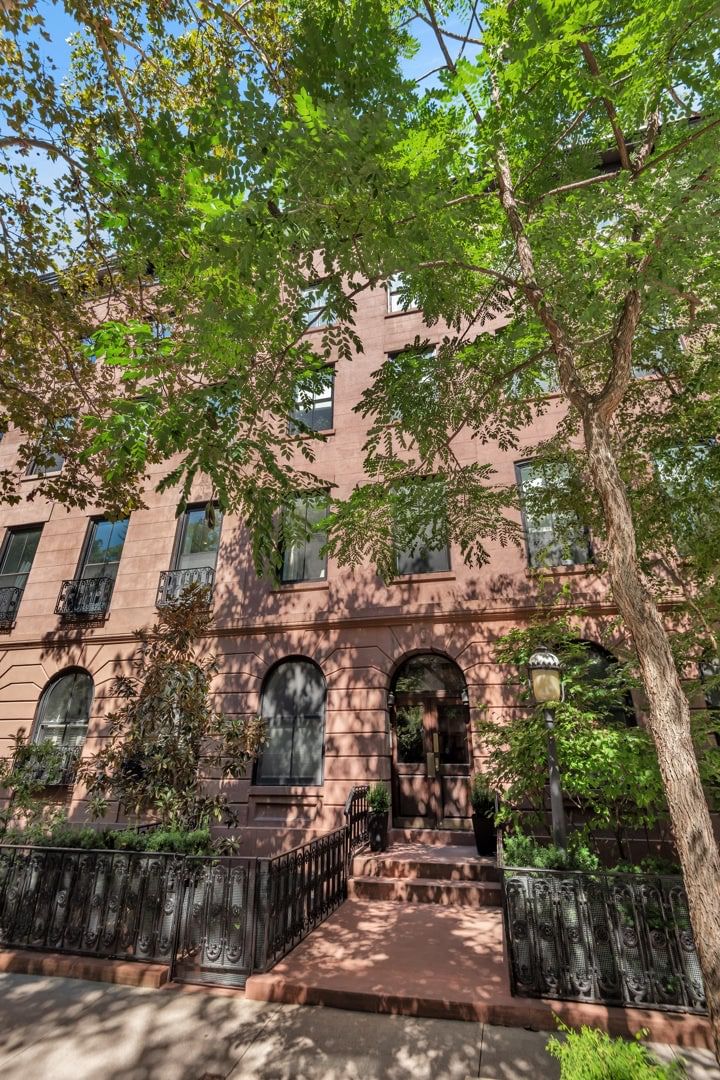 Real estate property located at 467 22ND E, New York, Chelsea, New York City, NY, US