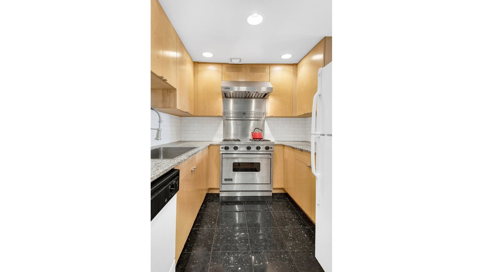 Real estate property located at 467 22ND E, New York, Chelsea, New York City, NY, US