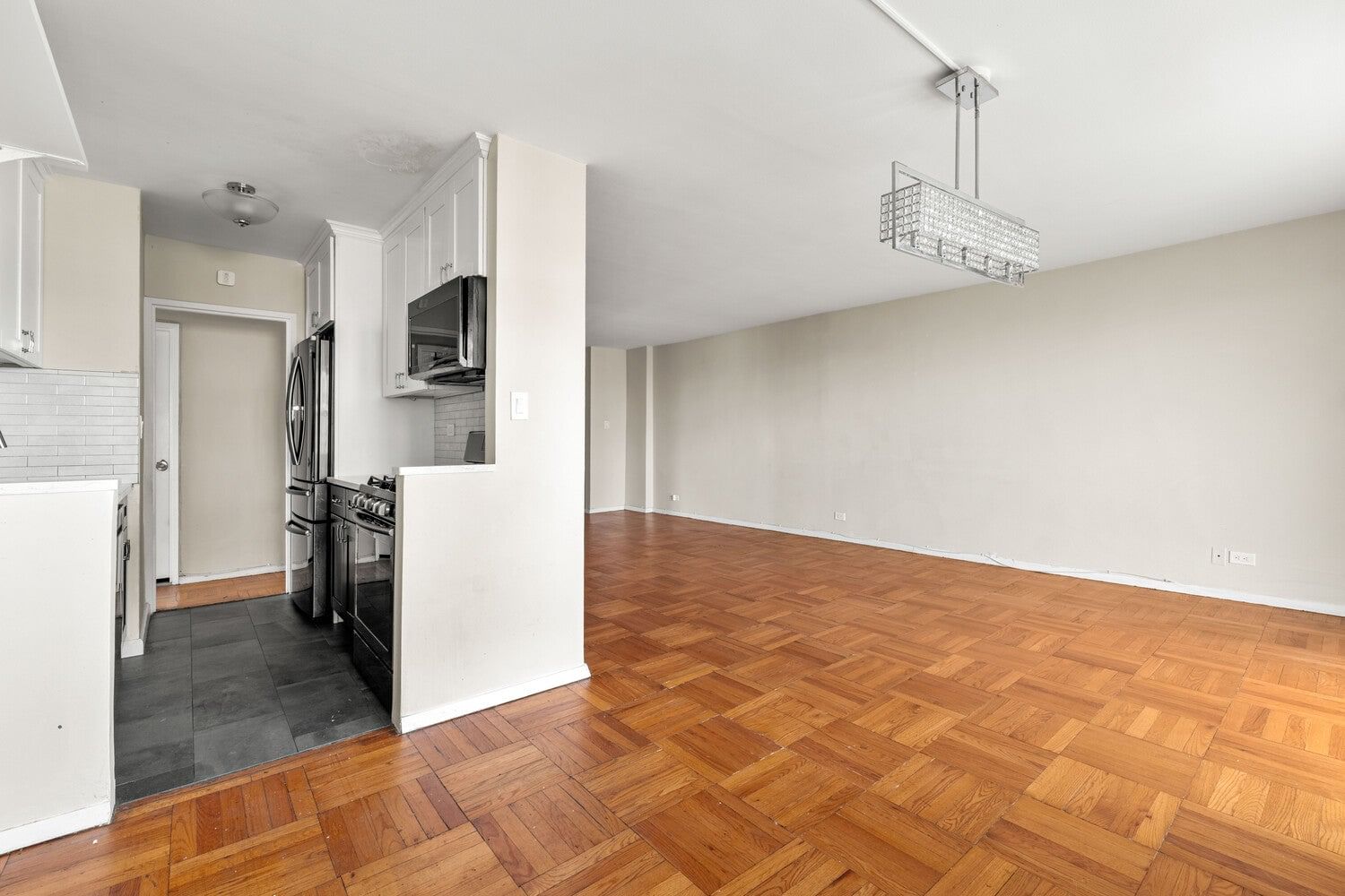 Real estate property located at 102-10 66TH #8D, Queens, Forest Hills, New York City, NY, US