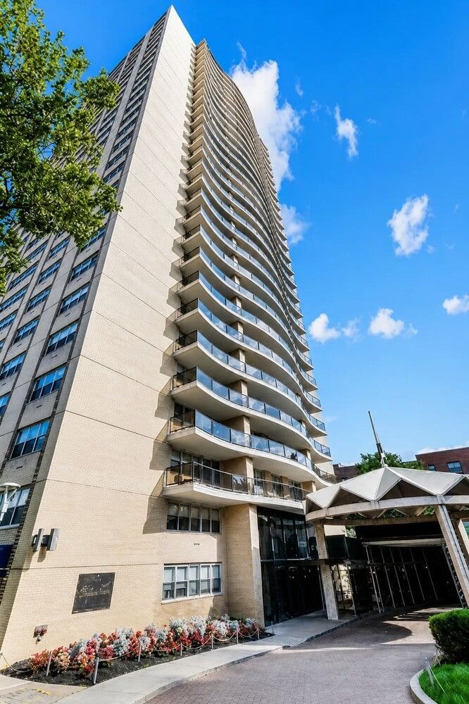 Real estate property located at 102-10 66TH #8D, Queens, Forest Hills, New York City, NY, US