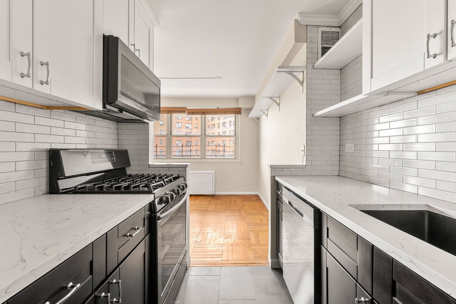 Real estate property located at 102-10 66TH #8D, Queens, Forest Hills, New York City, NY, US