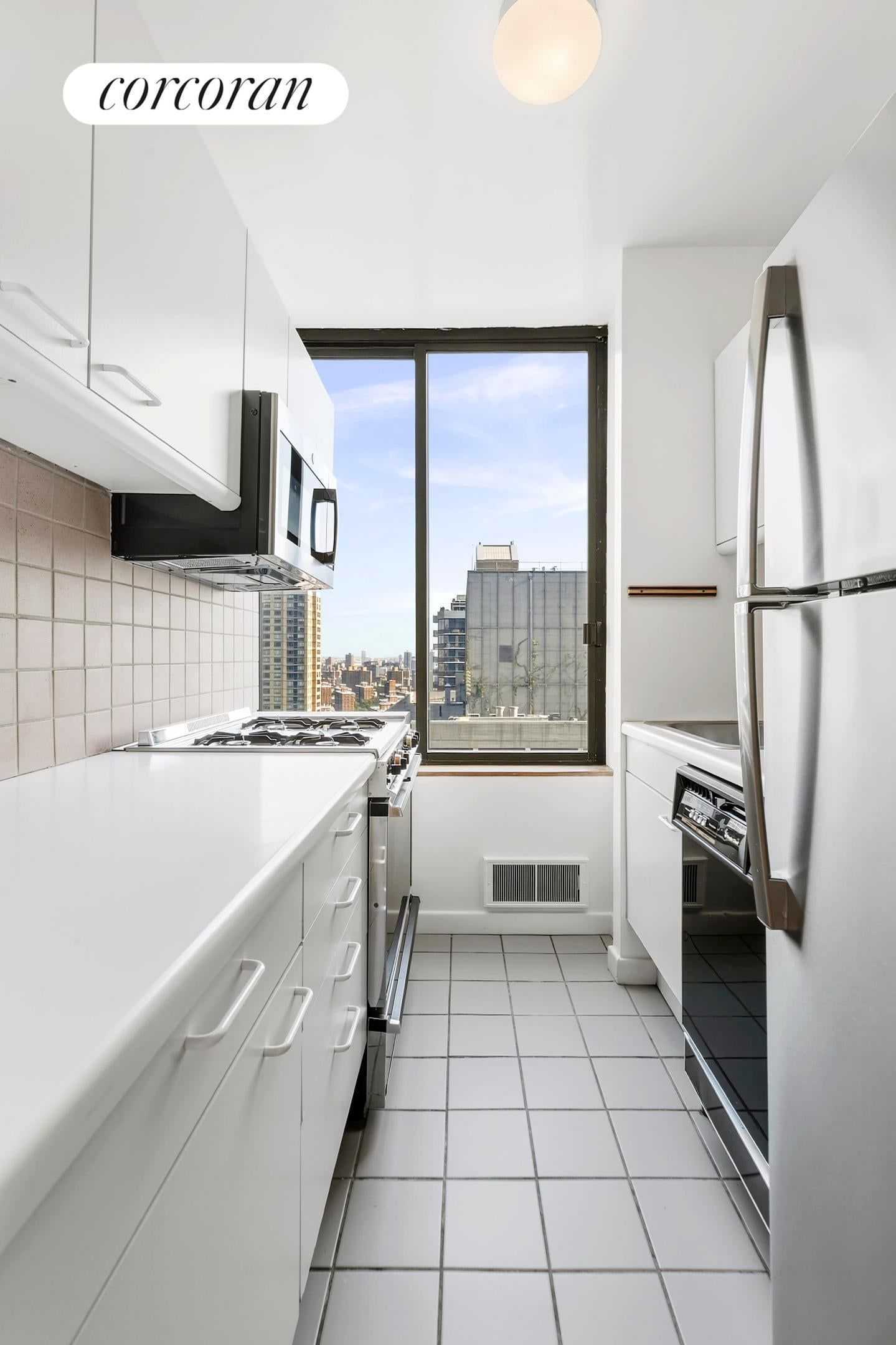 Real estate property located at 300 93RD #29B, New York, Yorkville, New York City, NY, US