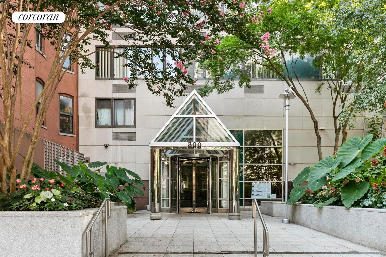 Real estate property located at 300 93RD #29B, New York, Yorkville, New York City, NY, US