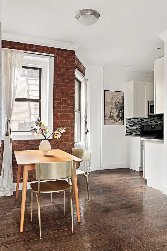 Real estate property located at 21-06 35TH #3E, Queens, Ditmars Steinway, New York City, NY, US