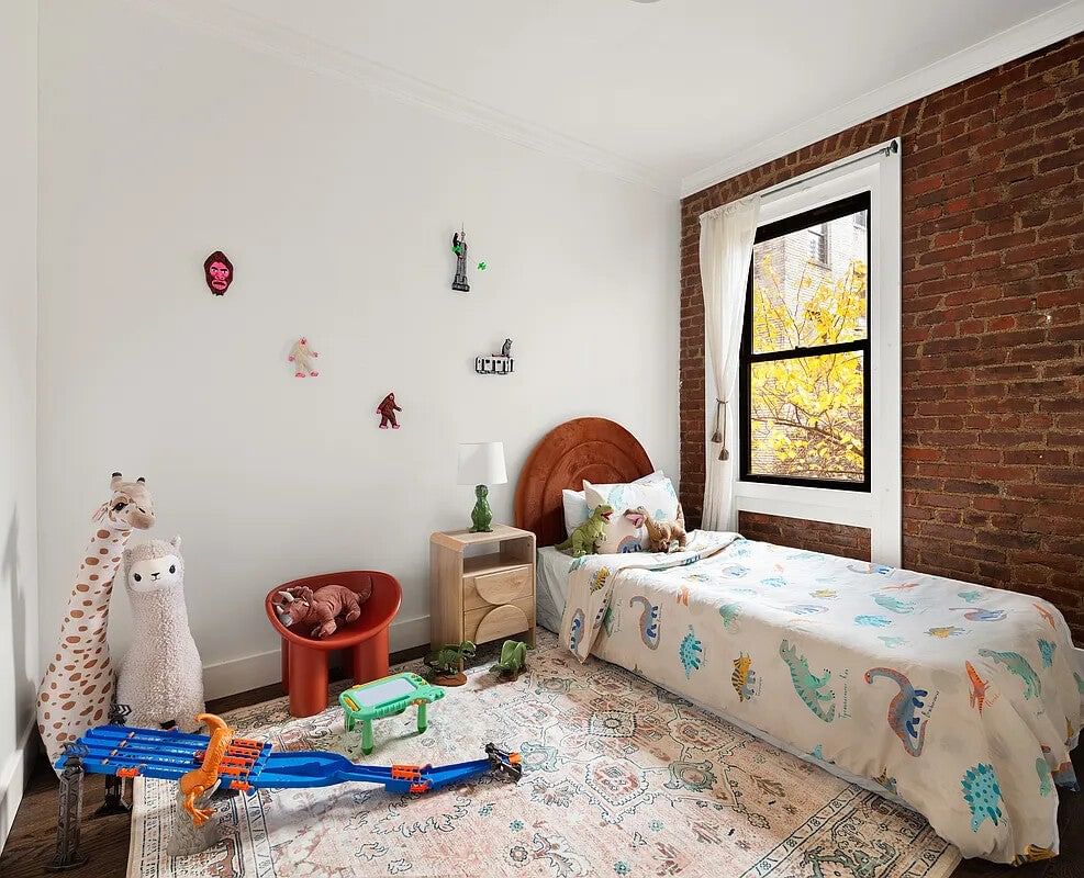 Real estate property located at 21-06 35TH #3E, Queens, Ditmars Steinway, New York City, NY, US