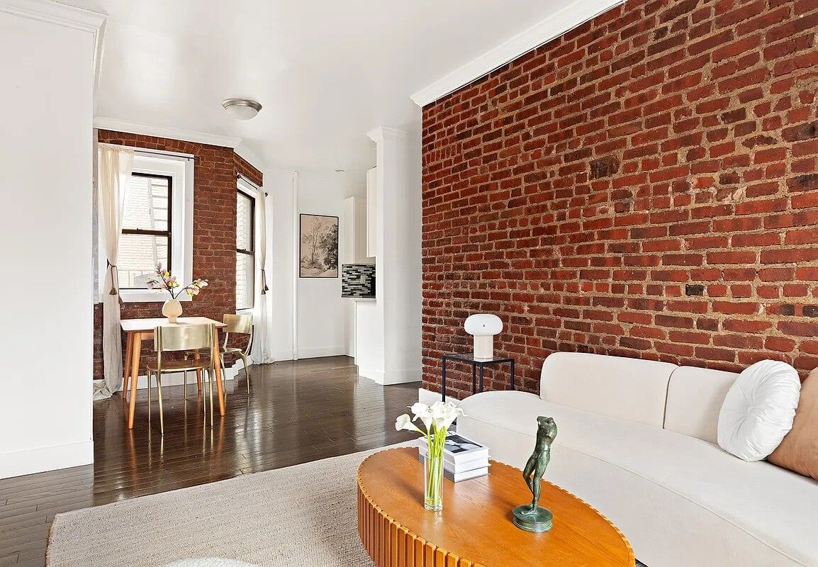 Real estate property located at 21-06 35TH #3E, Queens, Ditmars Steinway, New York City, NY, US
