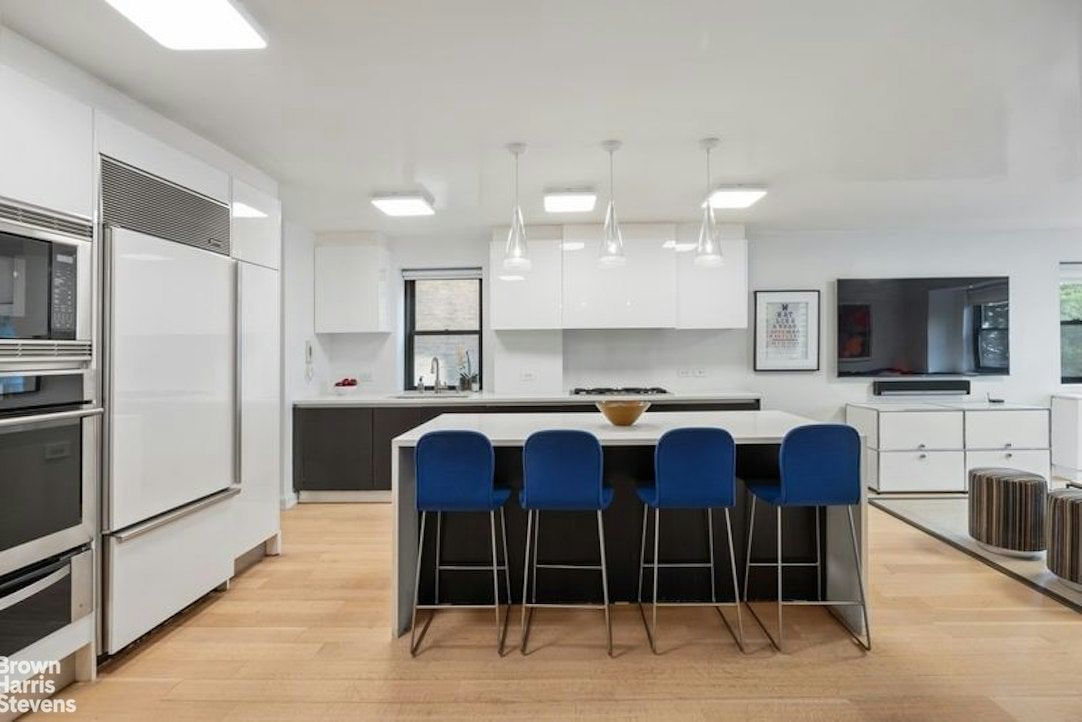 Real estate property located at 176 77TH #4D, New York, Lenox Hill, New York City, NY, US
