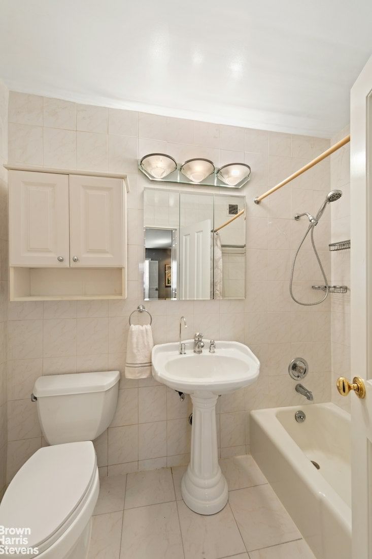 Real estate property located at 400 56TH #7P, New York, Sutton Place, New York City, NY, US