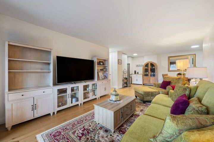 Real estate property located at 5700 ARLINGTON #1C, Bronx, North Riverdale, New York City, NY, US