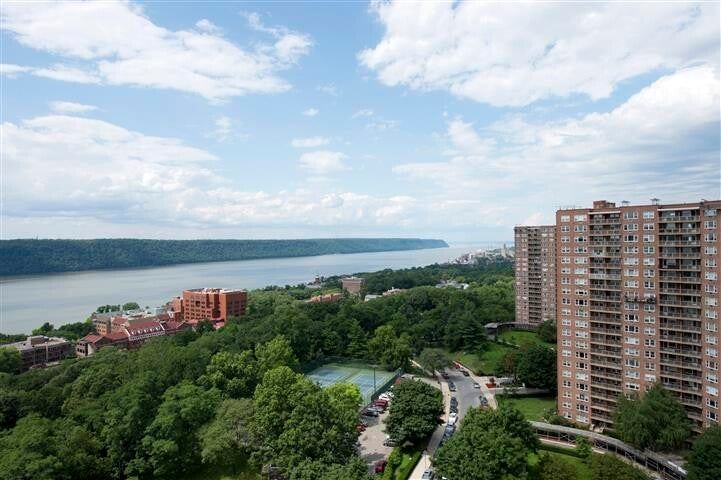 Real estate property located at 5700 ARLINGTON #1C, Bronx, North Riverdale, New York City, NY, US