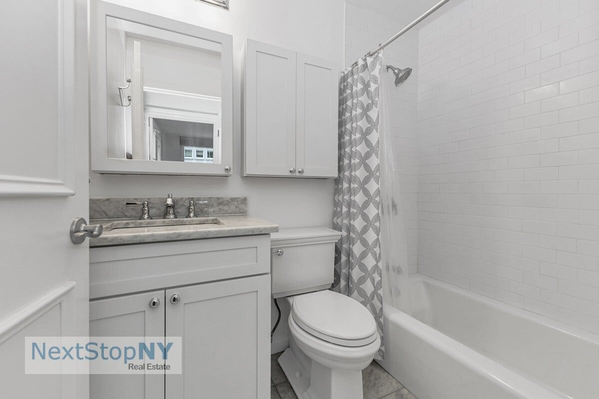 Real estate property located at 245 54TH #10A, New York, Sutton Place, New York City, NY, US
