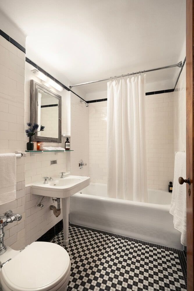 Real estate property located at 405 23RD #5I, New York, Chelsea, New York City, NY, US