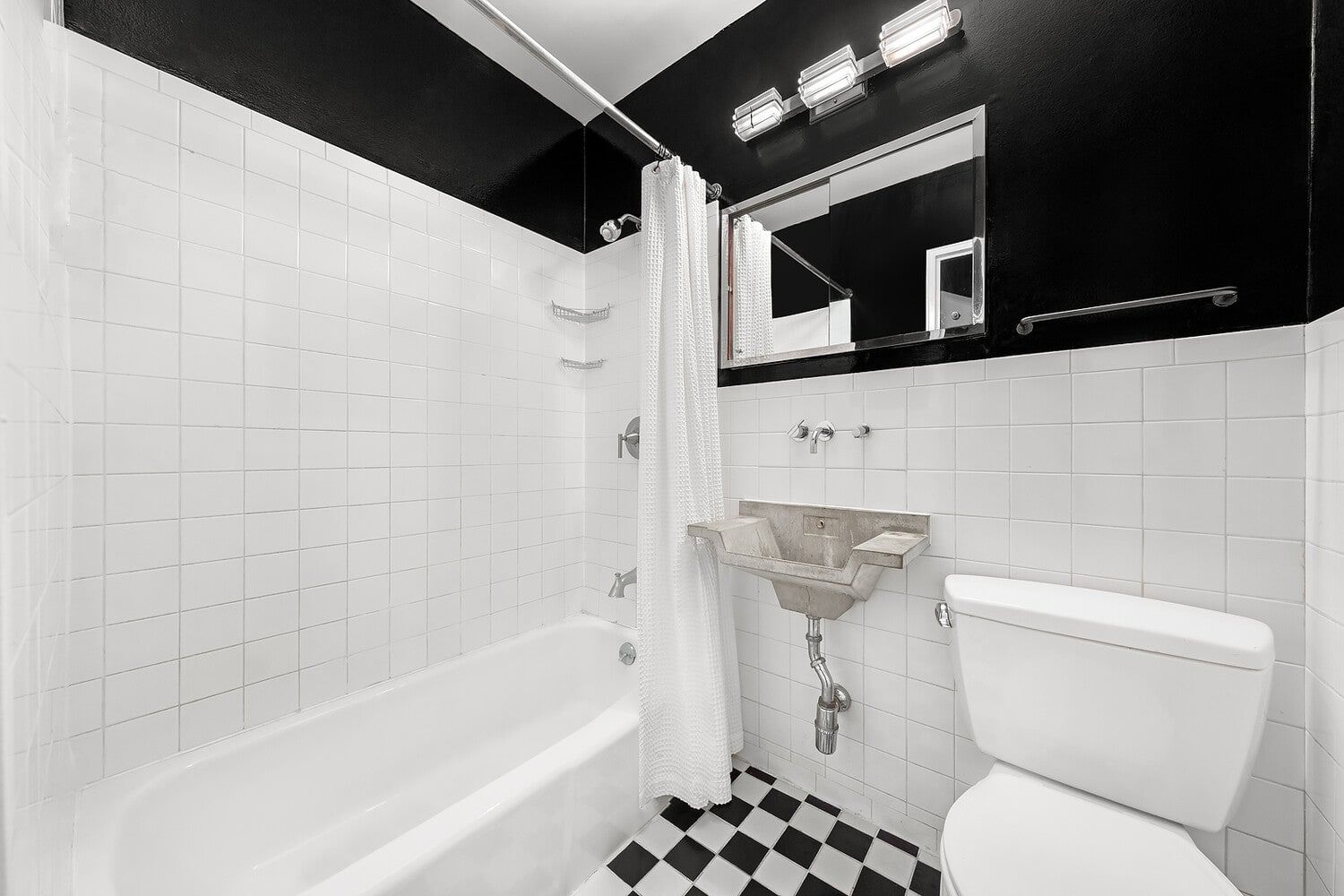 Real estate property located at 221 14TH #3A, New York, Chelsea, New York City, NY, US