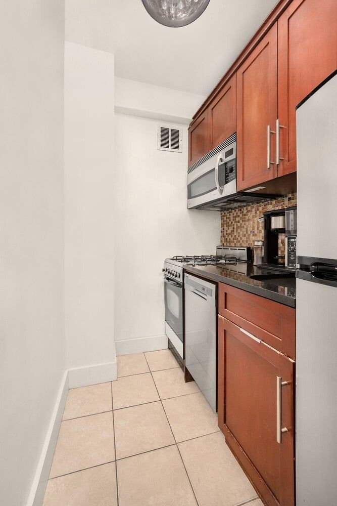 Real estate property located at 235 ADAMS #2G, Kings, Downtown Brooklyn, New York City, NY, US