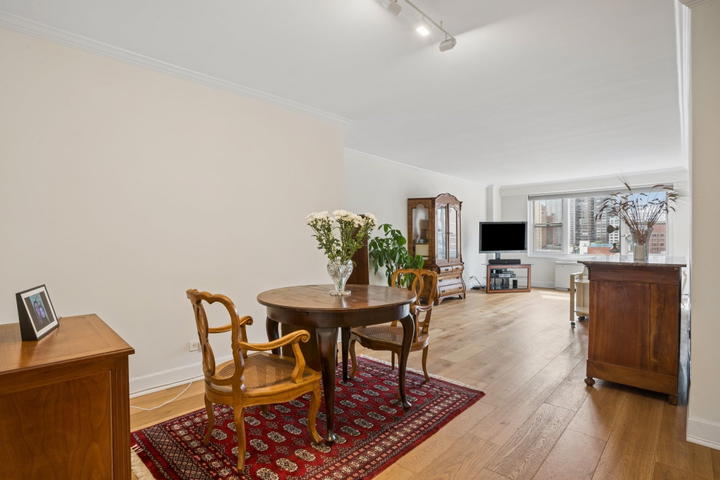 Real estate property located at 400 77TH #11F, New York, Lenox Hill, New York City, NY, US