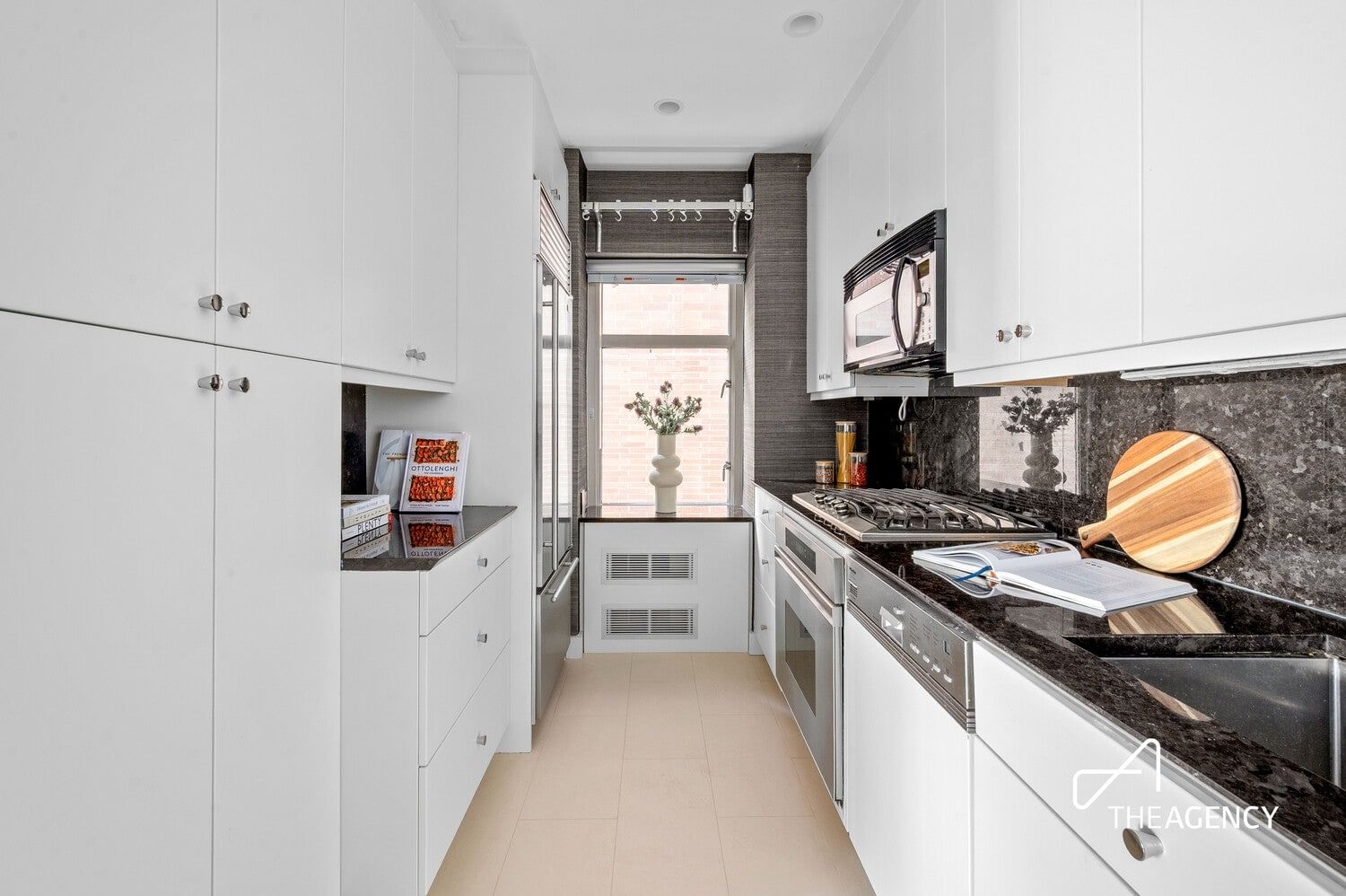 Real estate property located at 200 57TH #12D, New York, Sutton Place, New York City, NY, US