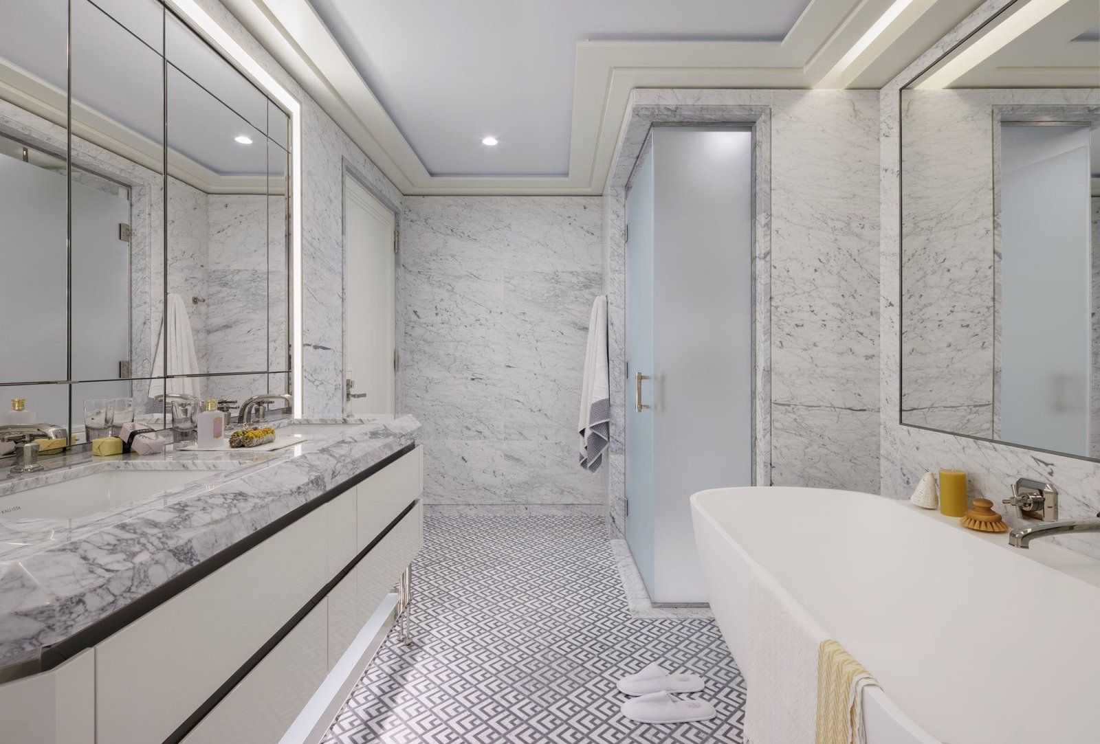 Real estate property located at 303 PARK #3304, New York, Midtown East, New York City, NY, US