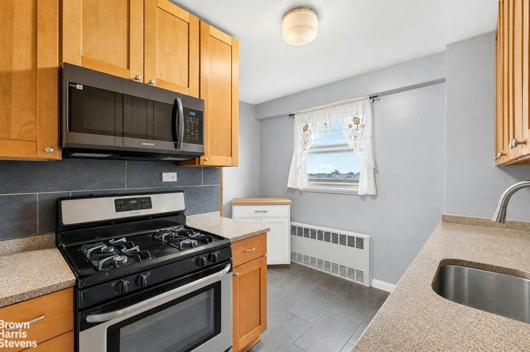 Real estate property located at 1020 GRAND CONCOURSE #10V, Bronx, Concourse Village, New York City, NY, US