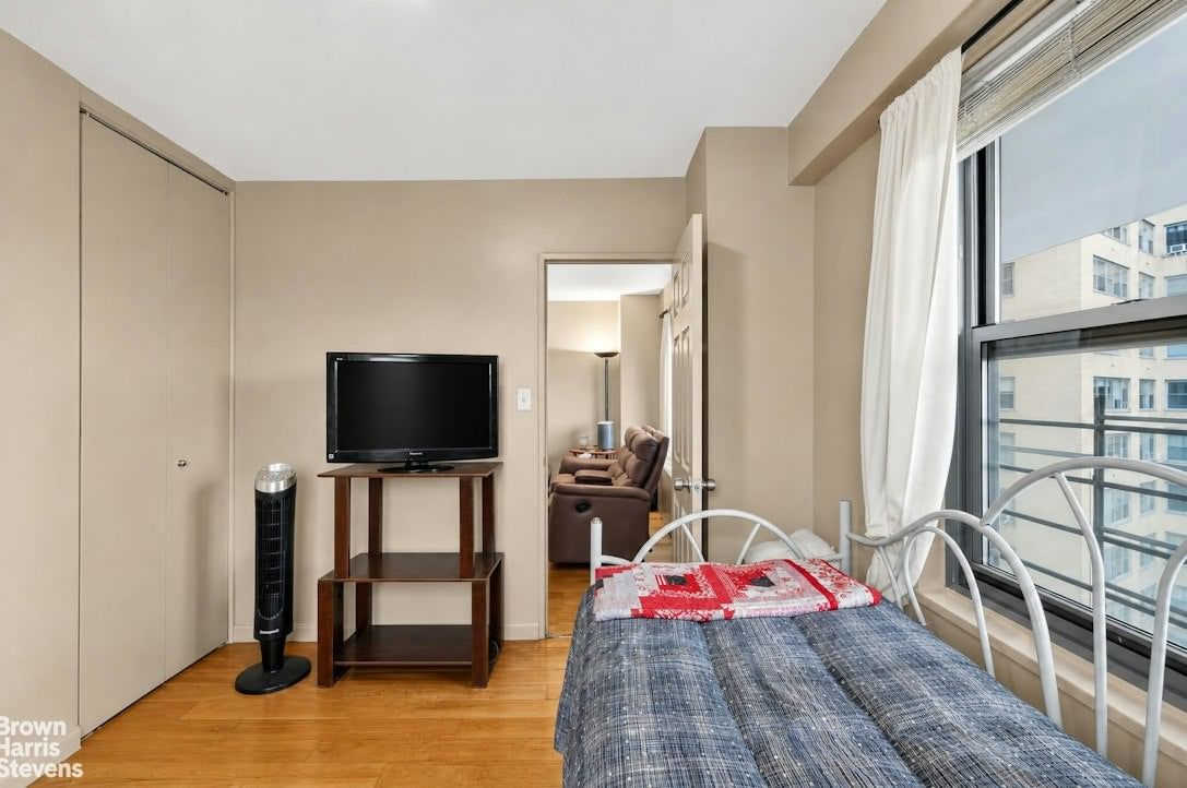 Real estate property located at 1020 GRAND CONCOURSE #10V, Bronx, Concourse Village, New York City, NY, US
