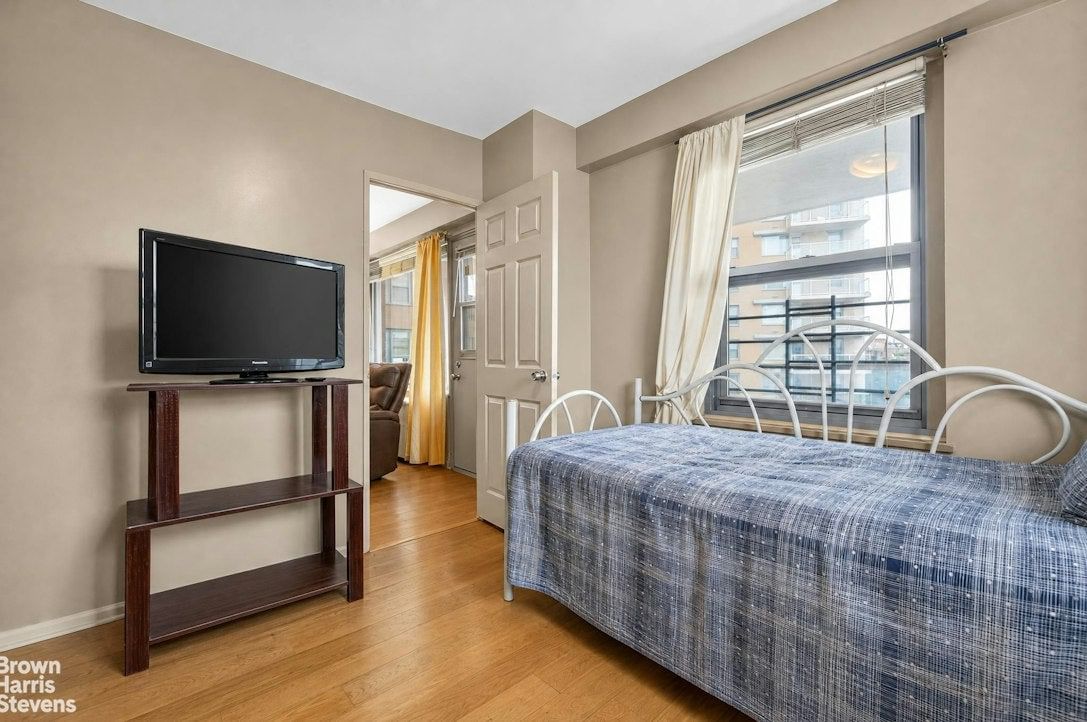 Real estate property located at 1020 GRAND CONCOURSE #10V, Bronx, Concourse Village, New York City, NY, US