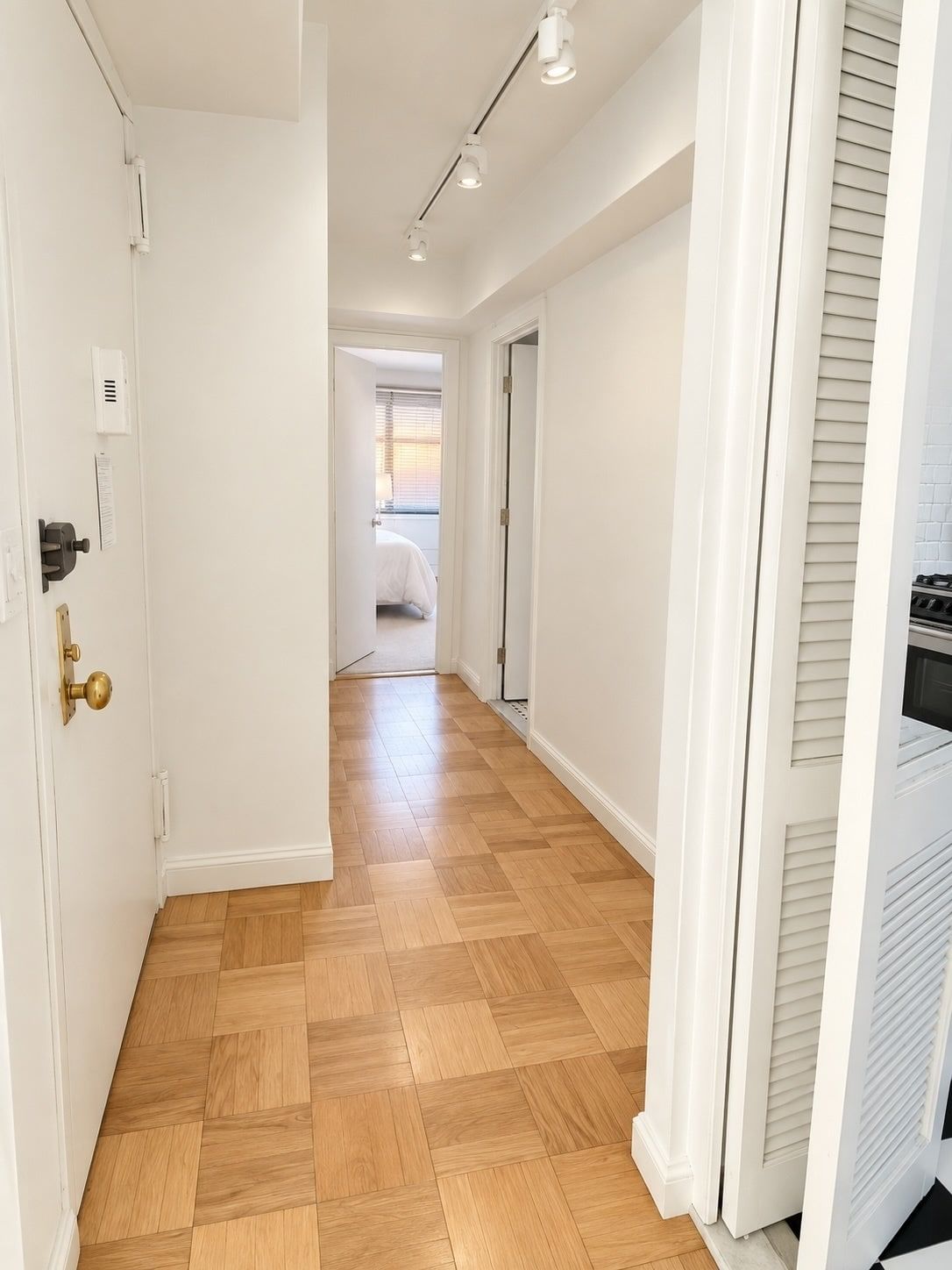 Real estate property located at 153 57th #21B, New York, Midtown, New York City, NY, US