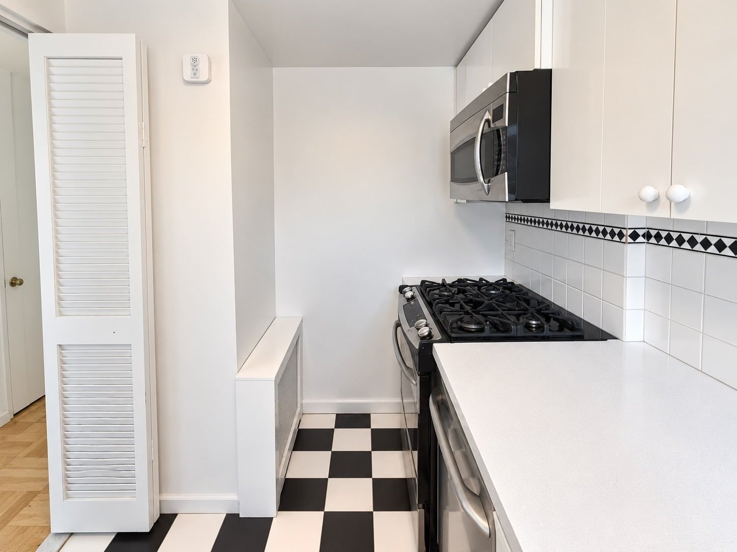 Real estate property located at 153 57th #21B, New York, Midtown, New York City, NY, US
