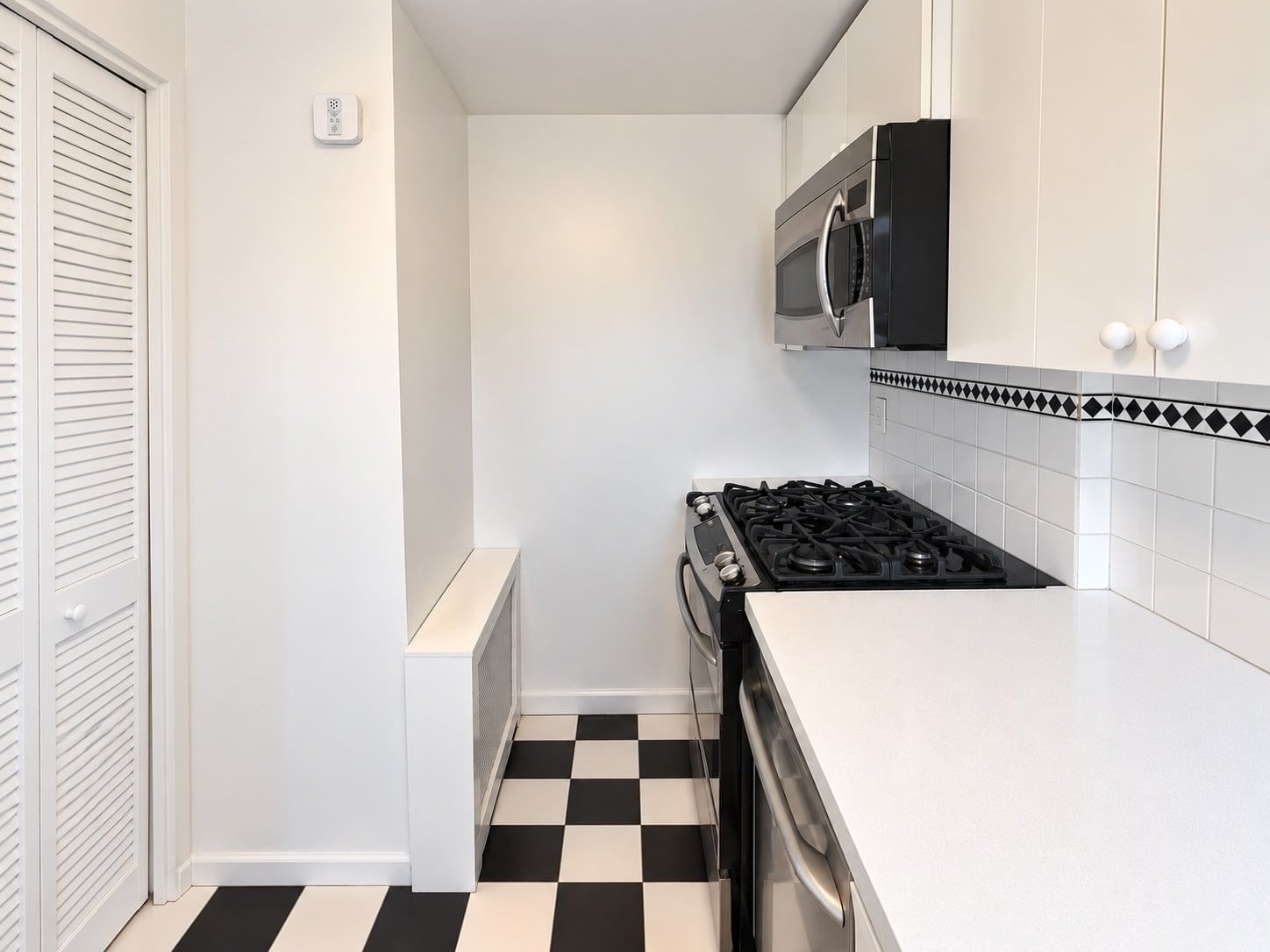 Real estate property located at 153 57th #21B, New York, Midtown, New York City, NY, US
