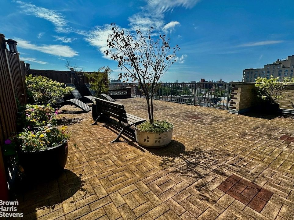 Real estate property located at 37-31 73RD #7U, Queens, Jackson Heights, New York City, NY, US