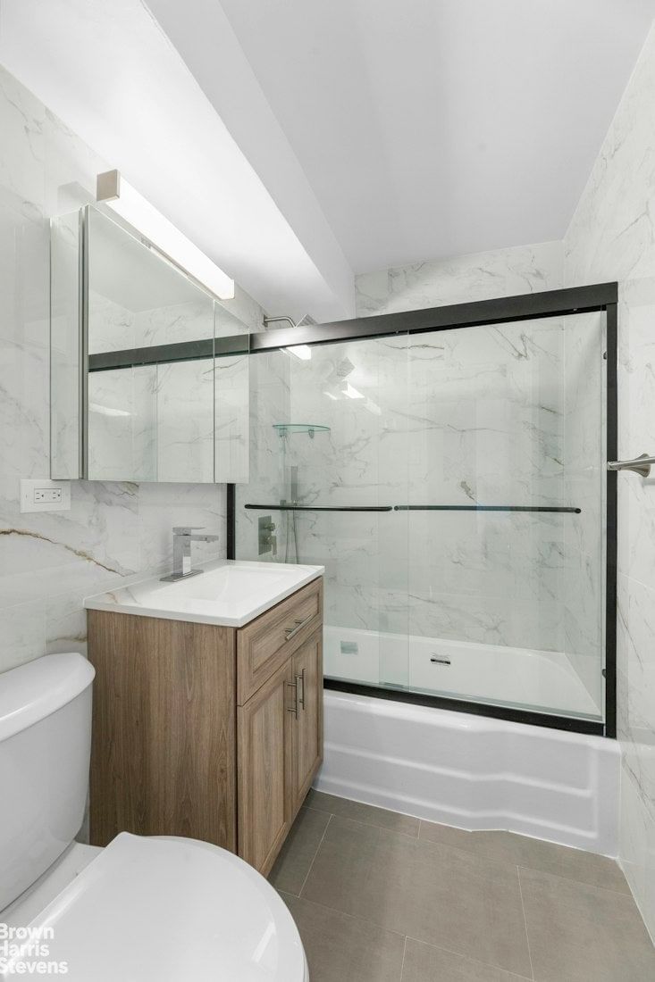 Real estate property located at 37-31 73RD #7U, Queens, Jackson Heights, New York City, NY, US