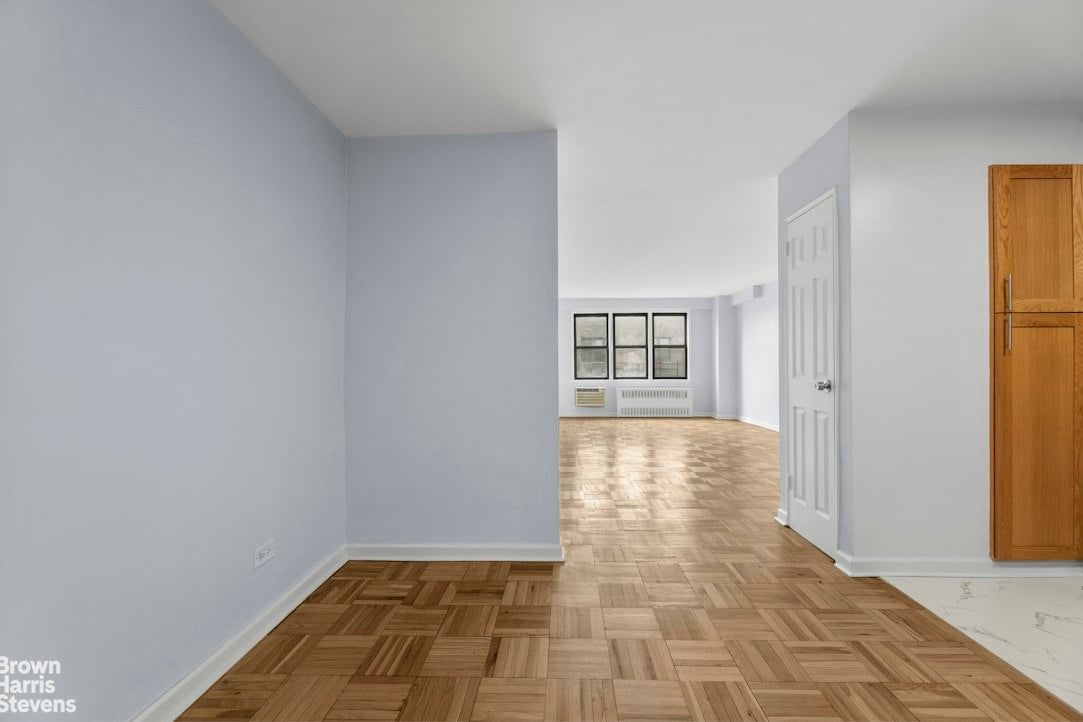 Real estate property located at 37-31 73RD #7U, Queens, Jackson Heights, New York City, NY, US