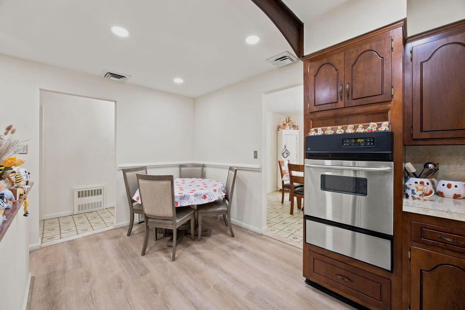 Real estate property located at 293 85TH, Queens, Floral Park, New York City, NY, US