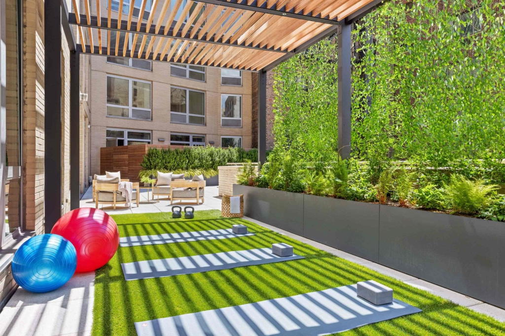 Real estate property located at 212 72ND #18B, New York, Lincoln Square, New York City, NY, US
