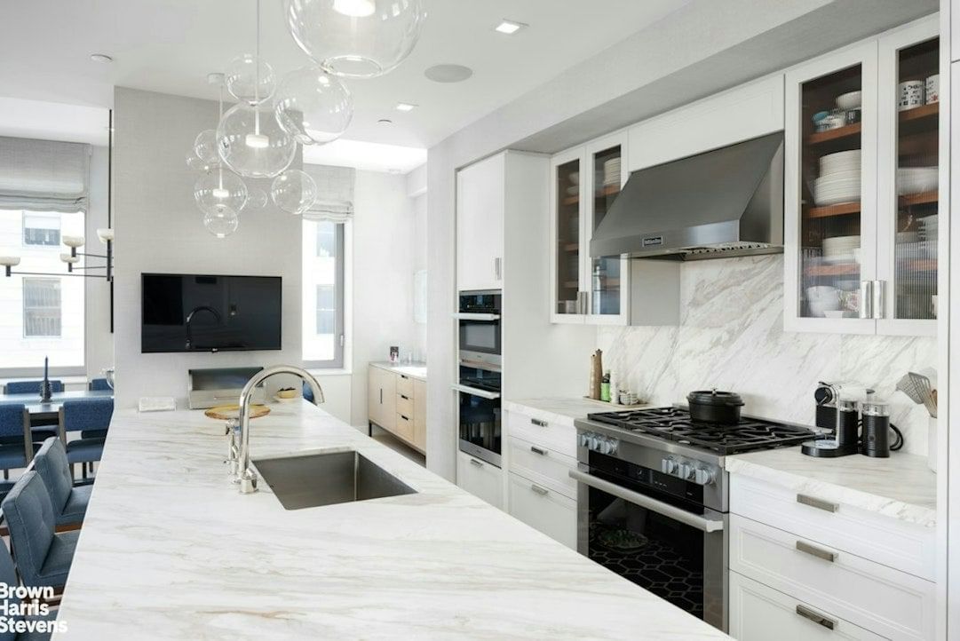 Real estate property located at 116 UNIVERSITY PH, New York, Greenwich Village, New York City, NY, US