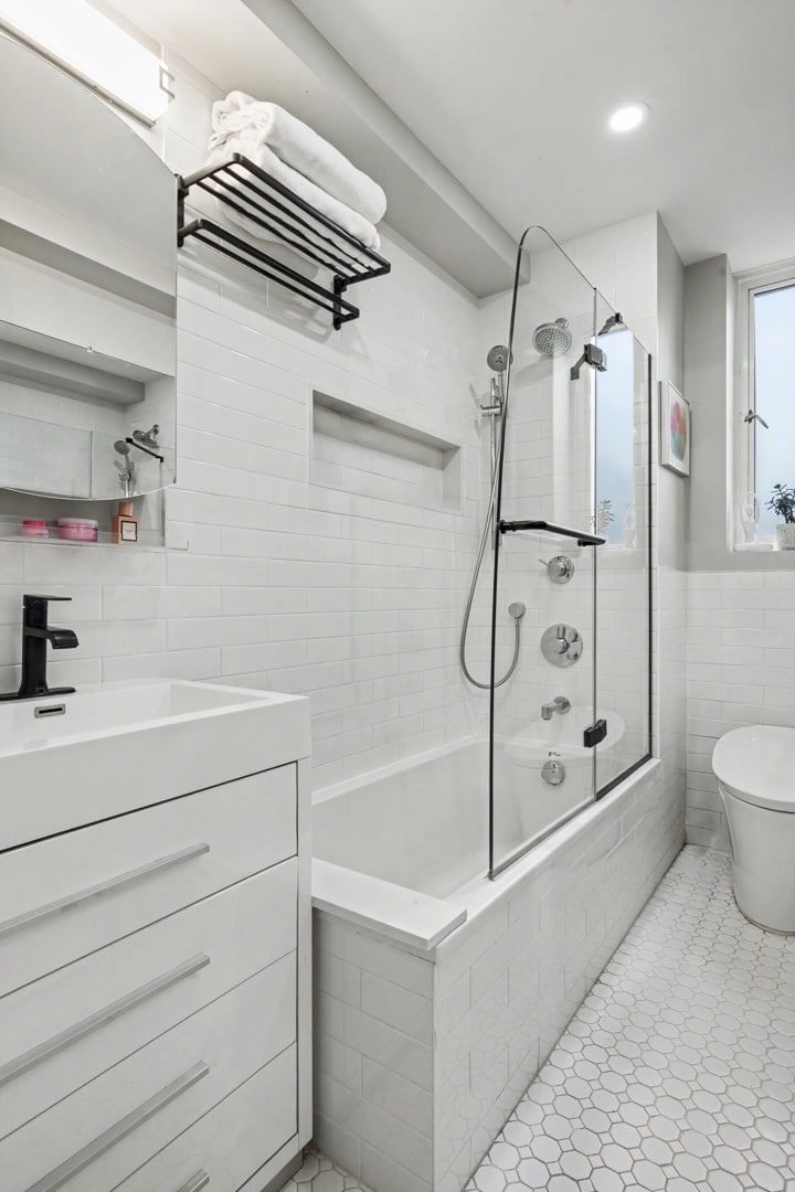 Real estate property located at 444 CENTRAL #3G, New York, Manhattan Valley, New York City, NY, US