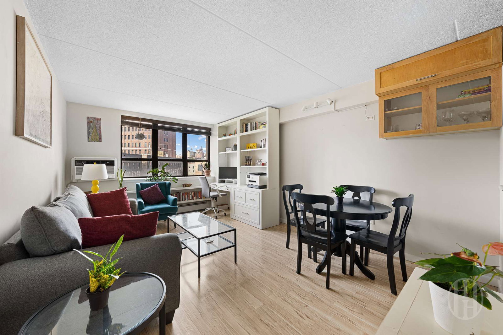 Real estate property located at 300 110th #6H, New York, Upper West Side, New York City, NY, US